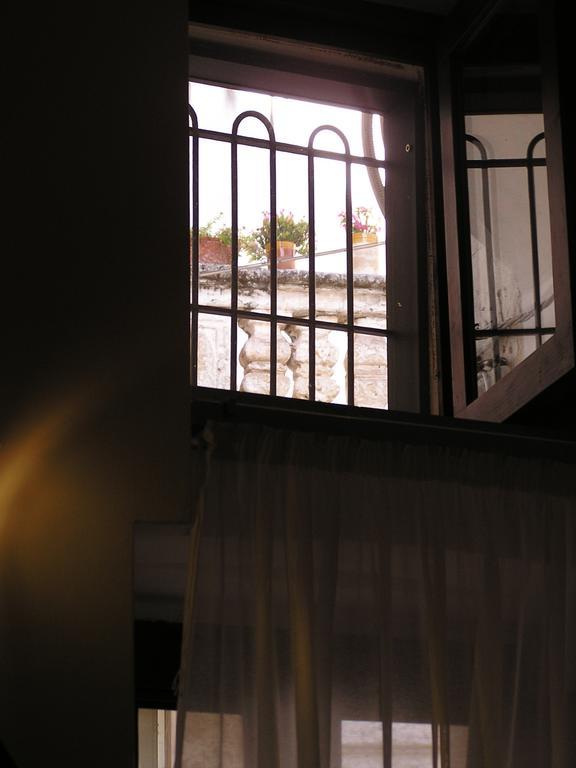 Art Transparent B&B Grottaglie Luaran gambar